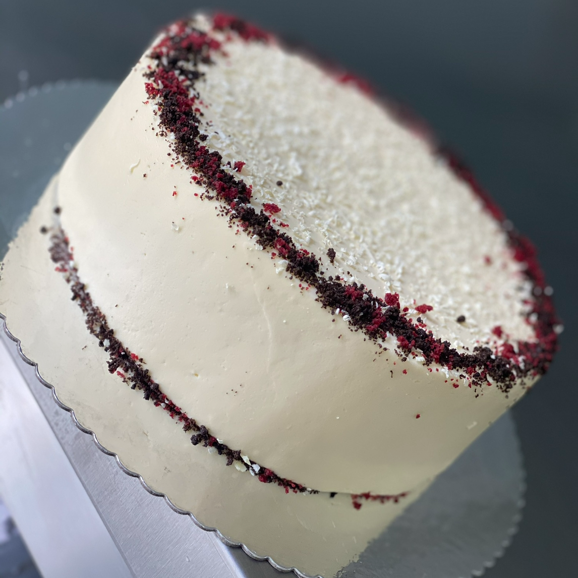 Mini Oreo Red Velvet Cheesecake
